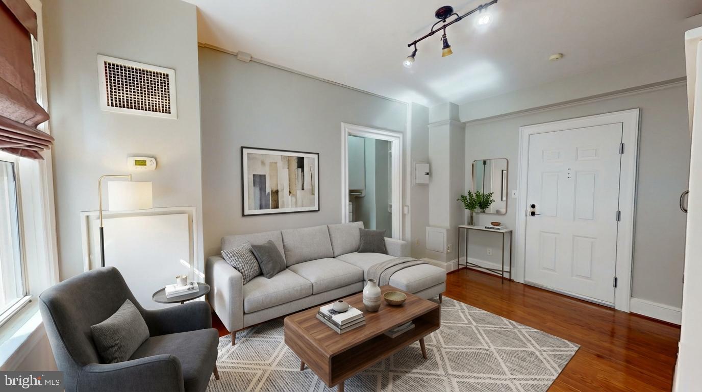 3446 CONNECTICUT AVE NW #203, WASHINGTON, District Of Columbia 20008, ,1 BathroomBathrooms,Residential,For sale,3446 CONNECTICUT AVE NW #203,DCDC2242534 MLS # DCDC2242534