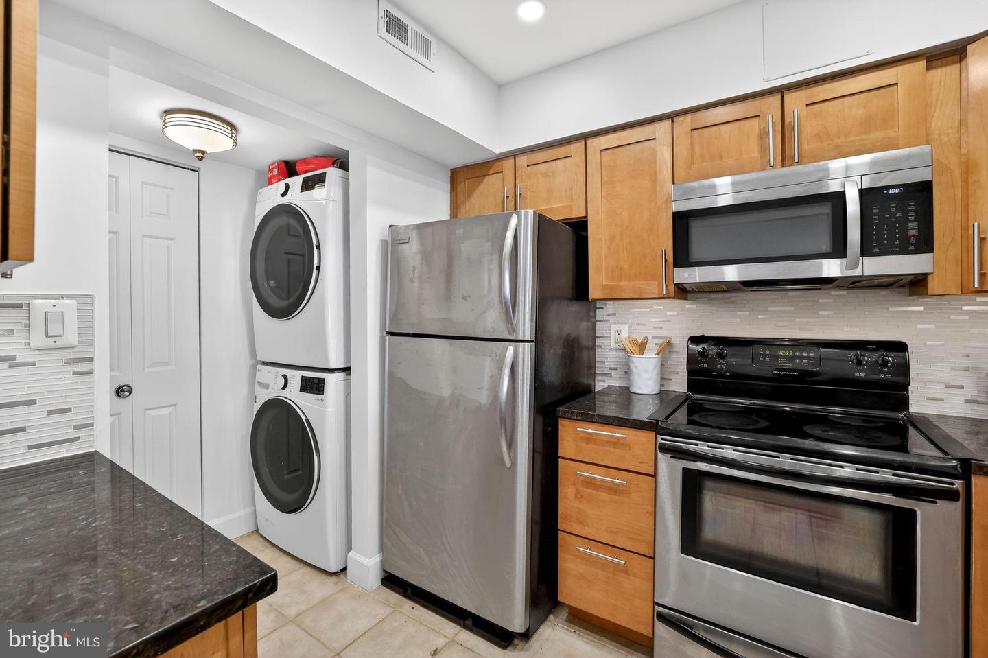 3805 PORTER ST NW #201, WASHINGTON, District Of Columbia 20016, 1 Bedroom Bedrooms, 3 Rooms Rooms,1 BathroomBathrooms,Residential,For sale,3805 PORTER ST NW #201,DCDC2242762 MLS # DCDC2242762
