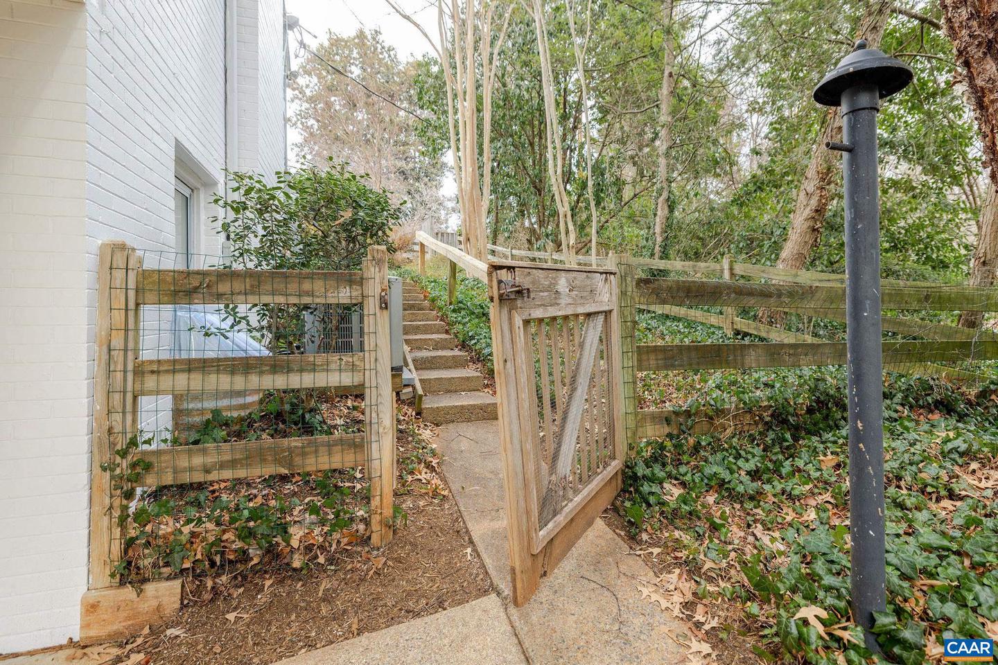 810 TUNLAW PL, CHARLOTTESVILLE, Virginia 22903, 5 Bedrooms Bedrooms, ,3 BathroomsBathrooms,Residential,For sale,810 TUNLAW PL,672713 MLS # 672713