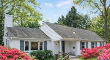 810 TUNLAW PL, CHARLOTTESVILLE, Virginia 22903, 5 Bedrooms Bedrooms, ,3 BathroomsBathrooms,Residential,For sale,810 TUNLAW PL,672713 MLS # 672713