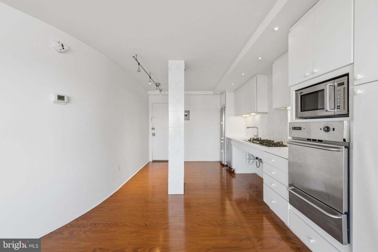 1330 NEW HAMPSHIRE AVE NW #720, WASHINGTON, District Of Columbia 20036, ,1 BathroomBathrooms,Residential,For sale,1330 NEW HAMPSHIRE AVE NW #720,DCDC2242950 MLS # DCDC2242950