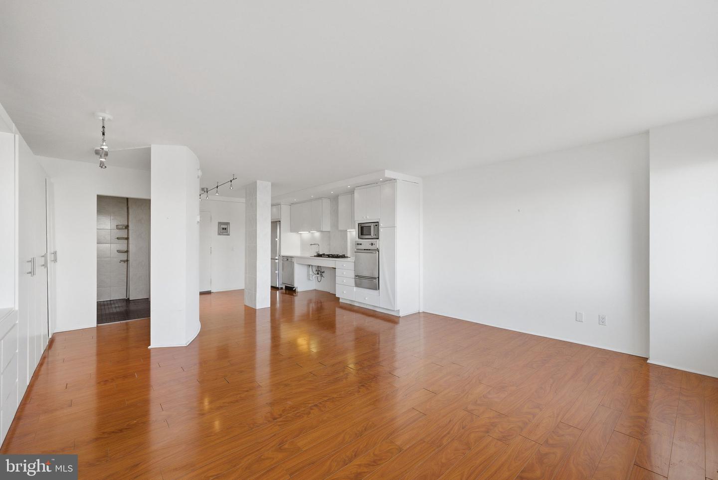 1330 NEW HAMPSHIRE AVE NW #720, WASHINGTON, District Of Columbia 20036, ,1 BathroomBathrooms,Residential,For sale,1330 NEW HAMPSHIRE AVE NW #720,DCDC2242950 MLS # DCDC2242950