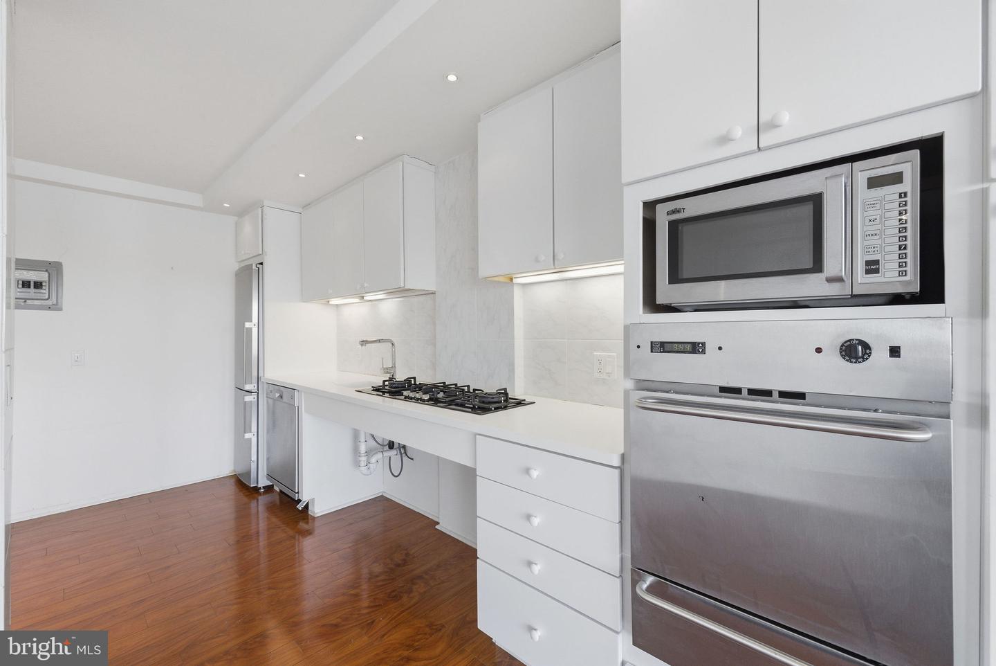 1330 NEW HAMPSHIRE AVE NW #720, WASHINGTON, District Of Columbia 20036, ,1 BathroomBathrooms,Residential,For sale,1330 NEW HAMPSHIRE AVE NW #720,DCDC2242950 MLS # DCDC2242950