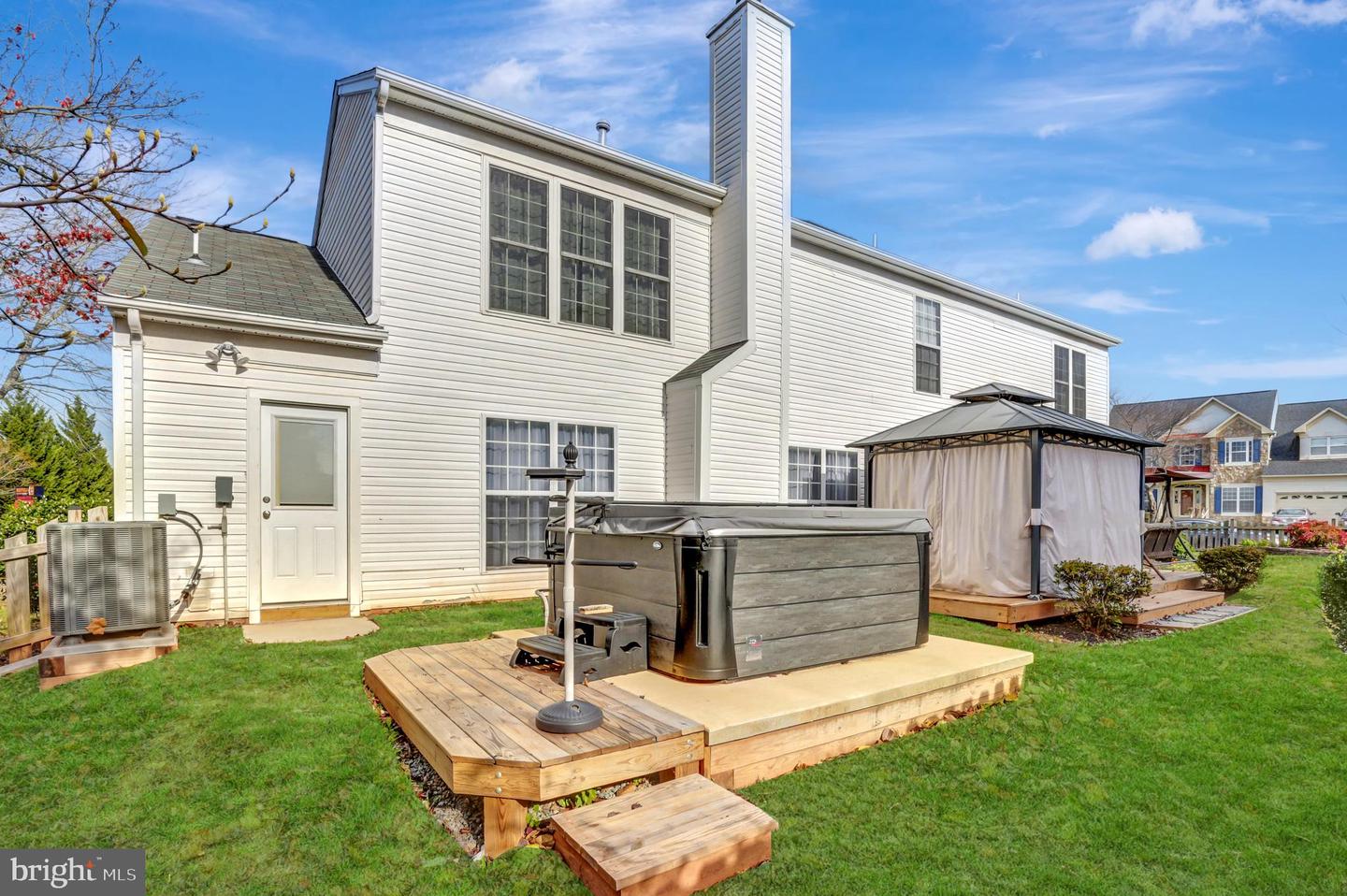 8591 SIGNAL HILL RD, MANASSAS, Virginia 20110, 4 Bedrooms Bedrooms, ,2 BathroomsBathrooms,Residential,For sale,8591 SIGNAL HILL RD,VAMN2010028 MLS # VAMN2010028