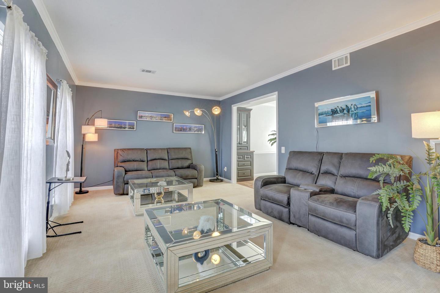 8591 SIGNAL HILL RD, MANASSAS, Virginia 20110, 4 Bedrooms Bedrooms, ,2 BathroomsBathrooms,Residential,For sale,8591 SIGNAL HILL RD,VAMN2010028 MLS # VAMN2010028