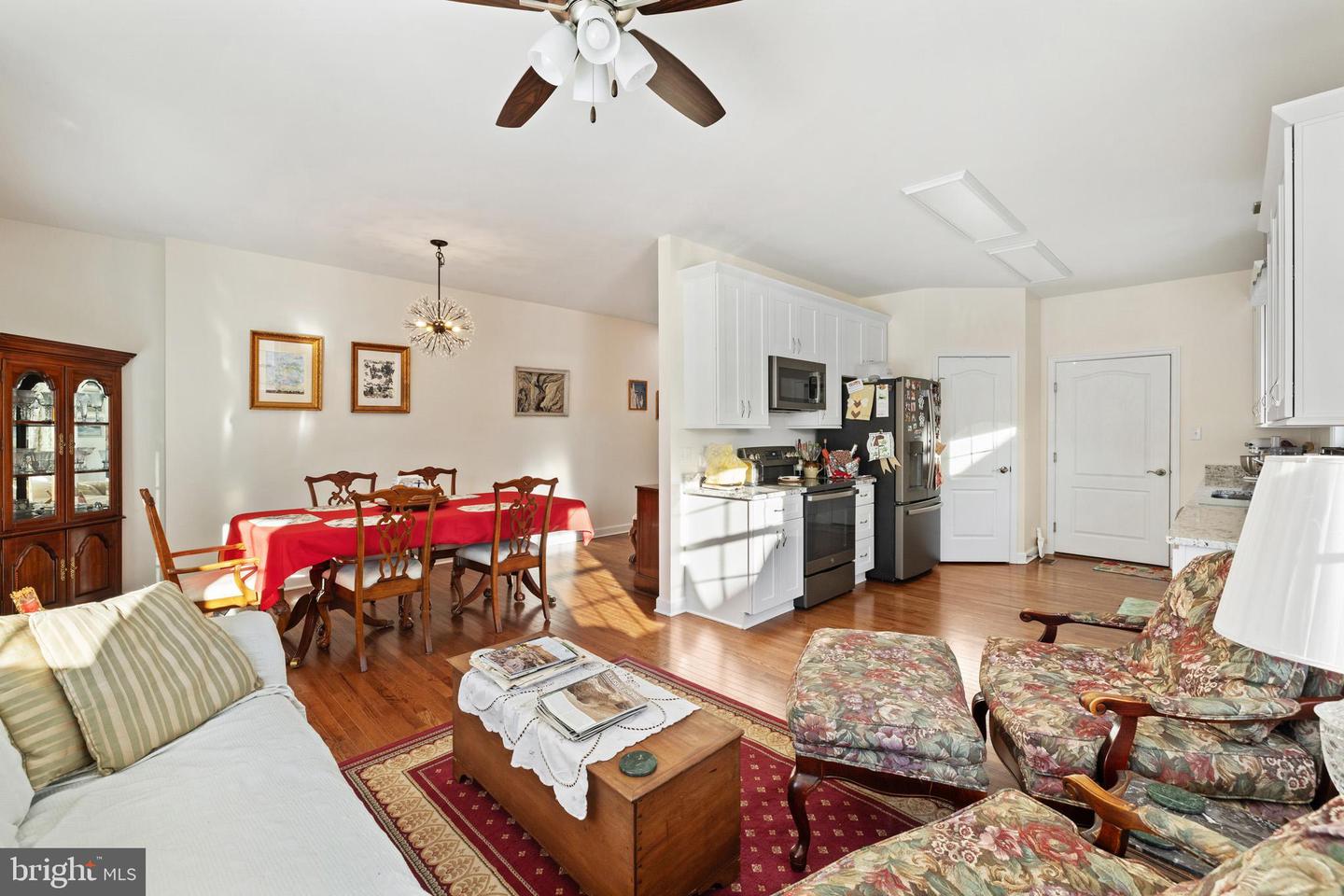 205 GRAFTON CT, EDINBURG, Virginia 22824, 2 Bedrooms Bedrooms, ,2 BathroomsBathrooms,Residential,For sale,205 GRAFTON CT,VASH2013472 MLS # VASH2013472