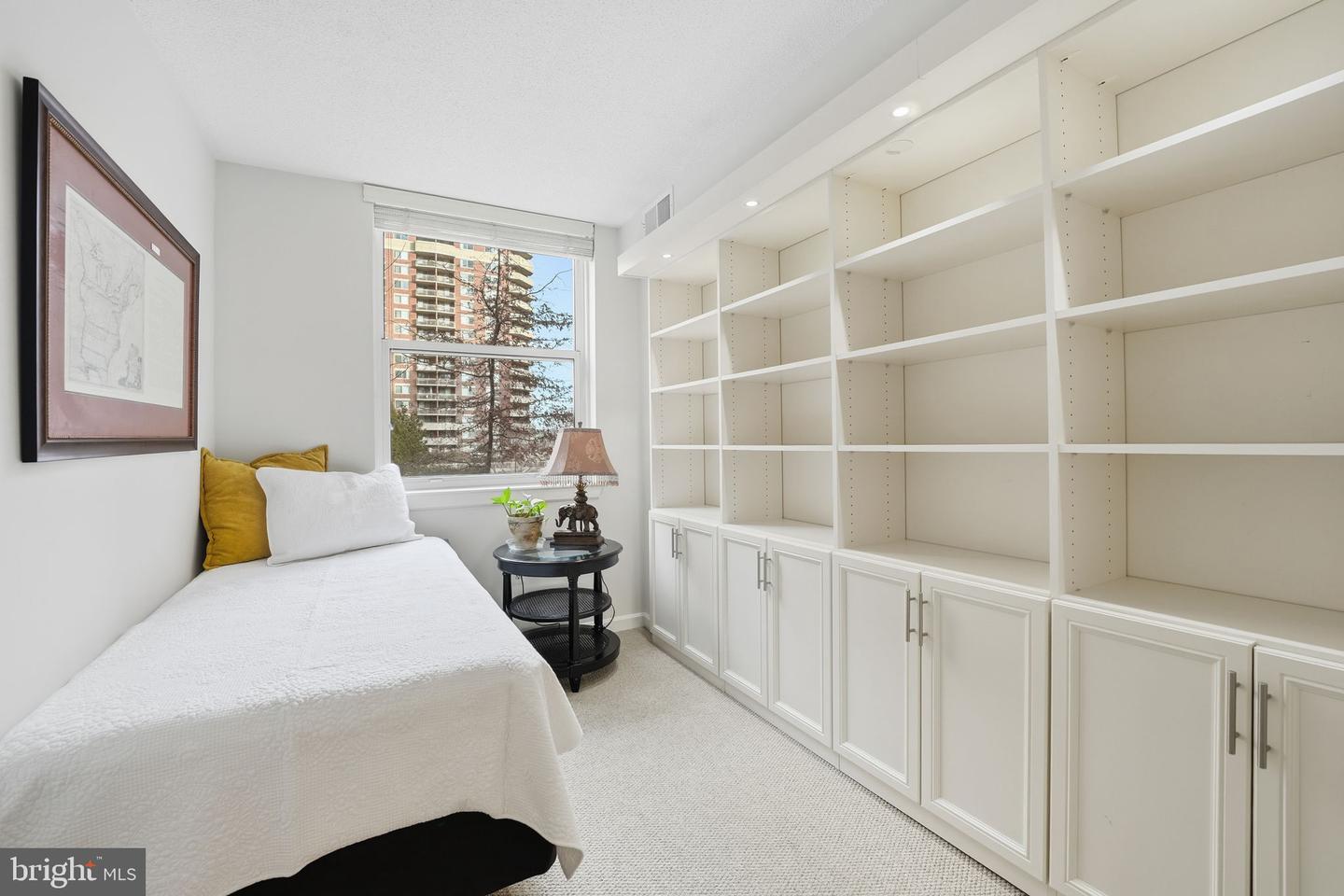 880 N POLLARD ST #322, ARLINGTON, Virginia 22203, 1 Bedroom Bedrooms, ,1 BathroomBathrooms,Residential,For sale,880 N POLLARD ST #322,VAAR2068290 MLS # VAAR2068290