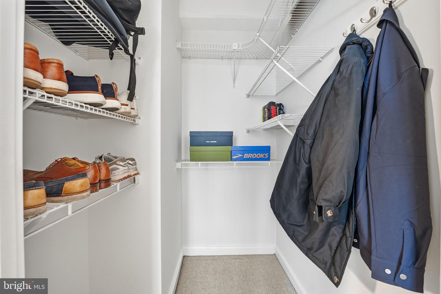 880 N POLLARD ST #322, ARLINGTON, Virginia 22203, 1 Bedroom Bedrooms, ,1 BathroomBathrooms,Residential,For sale,880 N POLLARD ST #322,VAAR2068290 MLS # VAAR2068290