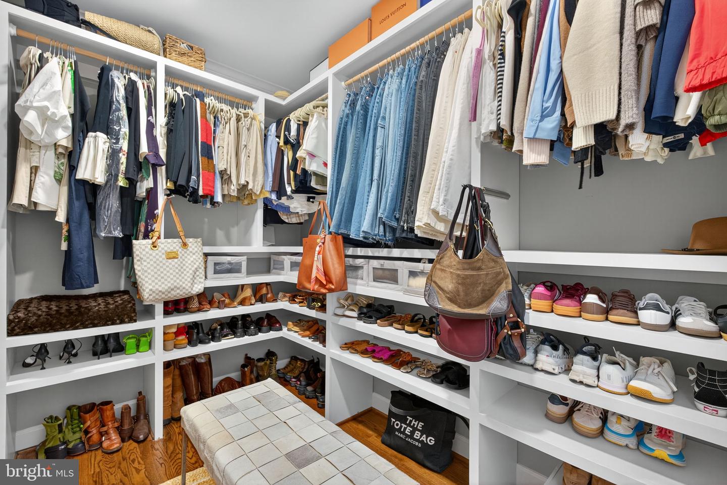 164 HIGHLAND, WILLIAMSBURG, Virginia 23188, 4 Bedrooms Bedrooms, 10 Rooms Rooms,3 BathroomsBathrooms,Residential,For sale,164 HIGHLAND,VAJC2000590 MLS # VAJC2000590