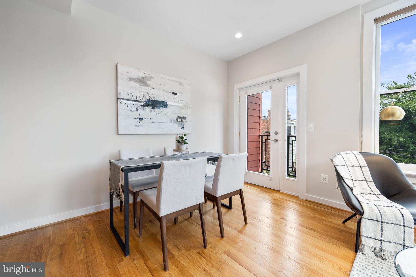 3577 WARDER ST NW #102, WASHINGTON, District Of Columbia 20010, 2 Bedrooms Bedrooms, ,2 BathroomsBathrooms,Residential,For sale,3577 WARDER ST NW #102,DCDC2244120 MLS # DCDC2244120