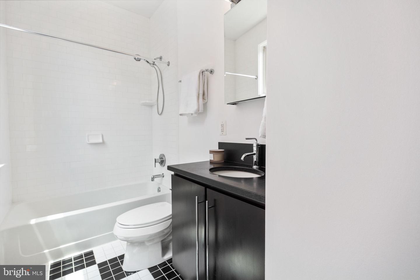 3577 WARDER ST NW #102, WASHINGTON, District Of Columbia 20010, 2 Bedrooms Bedrooms, ,2 BathroomsBathrooms,Residential,For sale,3577 WARDER ST NW #102,DCDC2244120 MLS # DCDC2244120