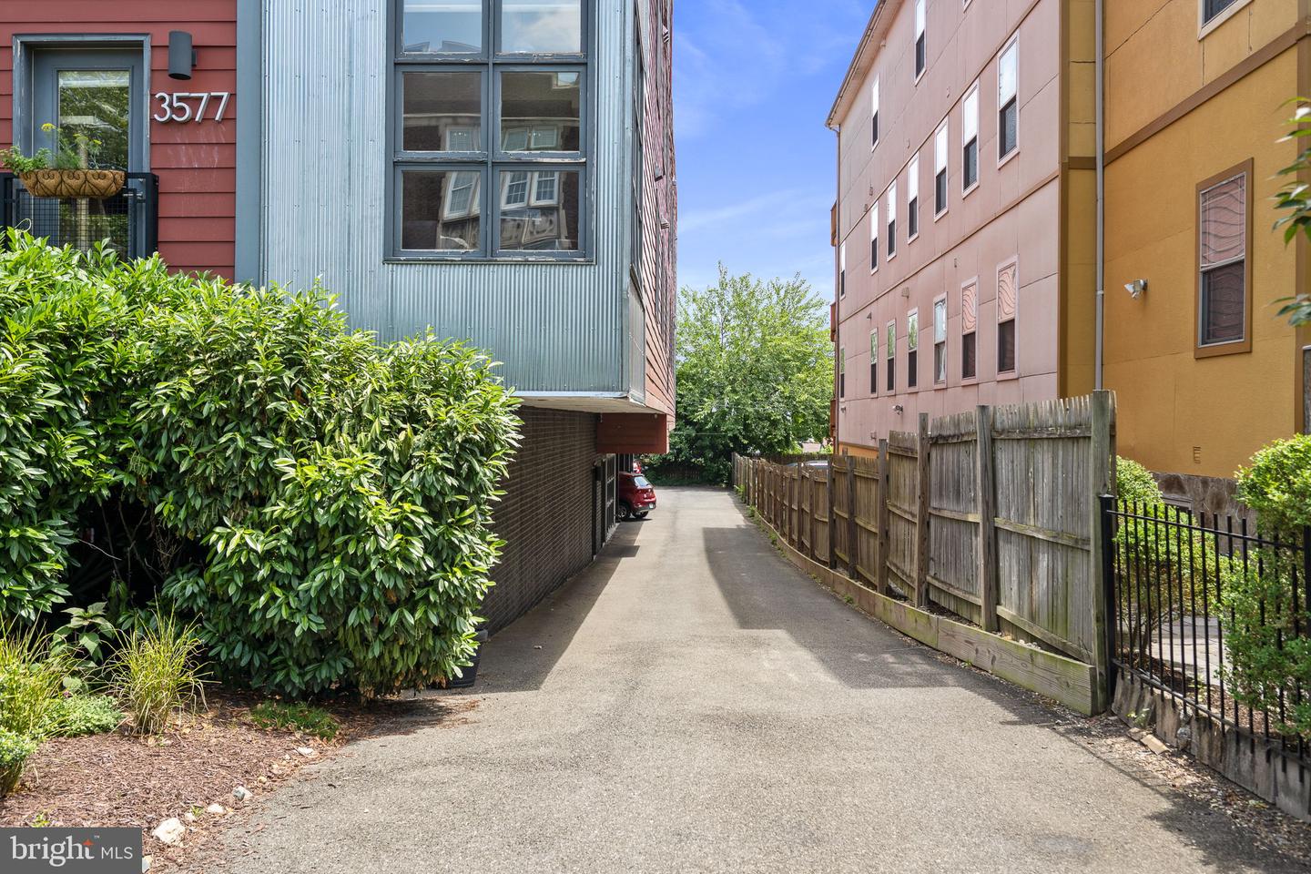 3577 WARDER ST NW #102, WASHINGTON, District Of Columbia 20010, 2 Bedrooms Bedrooms, ,2 BathroomsBathrooms,Residential,For sale,3577 WARDER ST NW #102,DCDC2244120 MLS # DCDC2244120