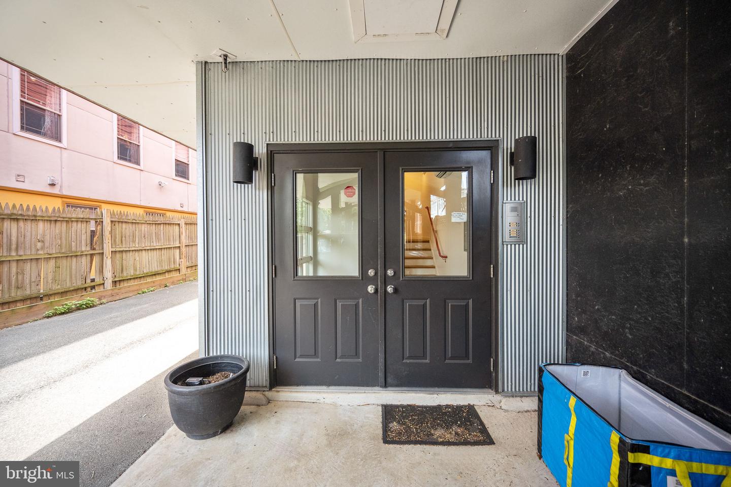 3577 WARDER ST NW #102, WASHINGTON, District Of Columbia 20010, 2 Bedrooms Bedrooms, ,2 BathroomsBathrooms,Residential,For sale,3577 WARDER ST NW #102,DCDC2244120 MLS # DCDC2244120