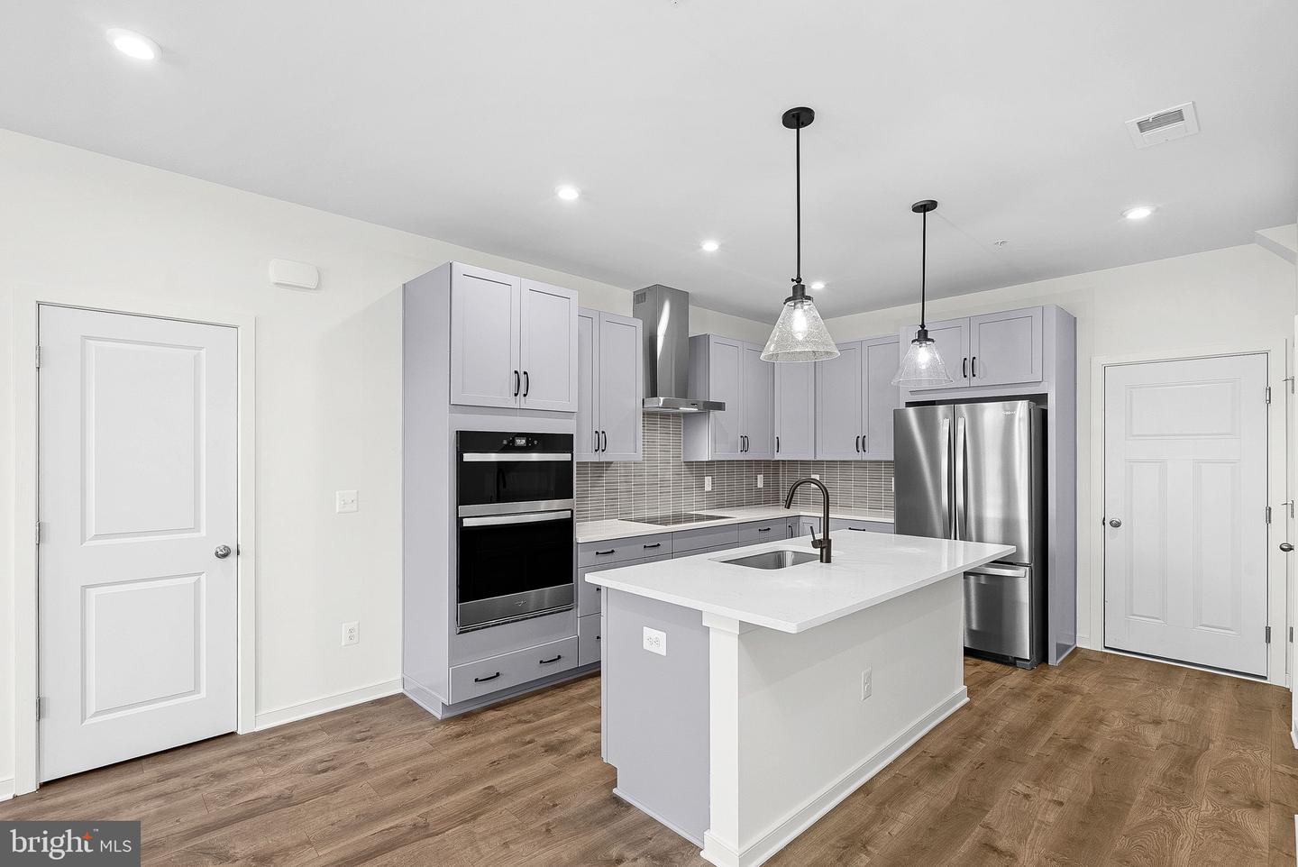 19719 MISTY MOSS SQ, ASHBURN, Virginia 20147, 3 Bedrooms Bedrooms, ,2 BathroomsBathrooms,Residential,For sale,19719 MISTY MOSS SQ,VALO2115052 MLS # VALO2115052