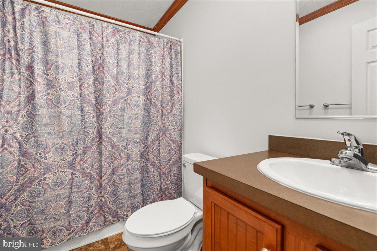 4767 S OX RD, EDINBURG, Virginia 22824, 3 Bedrooms Bedrooms, ,2 BathroomsBathrooms,Residential,For sale,4767 S OX RD,VASH2011626 MLS # VASH2011626