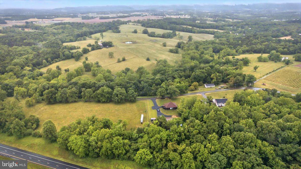 4767 S OX RD, EDINBURG, Virginia 22824, 3 Bedrooms Bedrooms, ,2 BathroomsBathrooms,Residential,For sale,4767 S OX RD,VASH2011626 MLS # VASH2011626