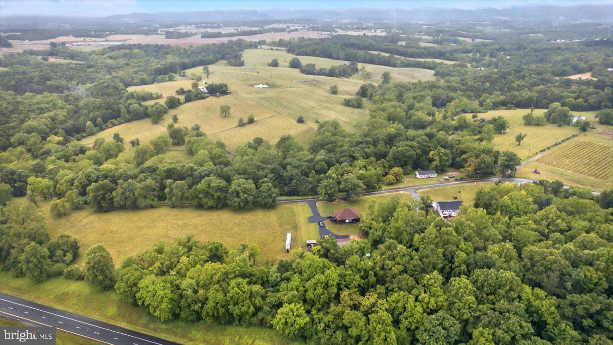 4767 S OX RD, EDINBURG, Virginia 22824, 3 Bedrooms Bedrooms, ,2 BathroomsBathrooms,Residential,For sale,4767 S OX RD,VASH2011626 MLS # VASH2011626