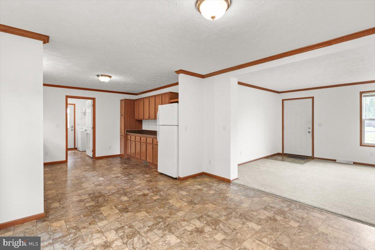 4767 S OX RD, EDINBURG, Virginia 22824, 3 Bedrooms Bedrooms, ,2 BathroomsBathrooms,Residential,For sale,4767 S OX RD,VASH2011626 MLS # VASH2011626