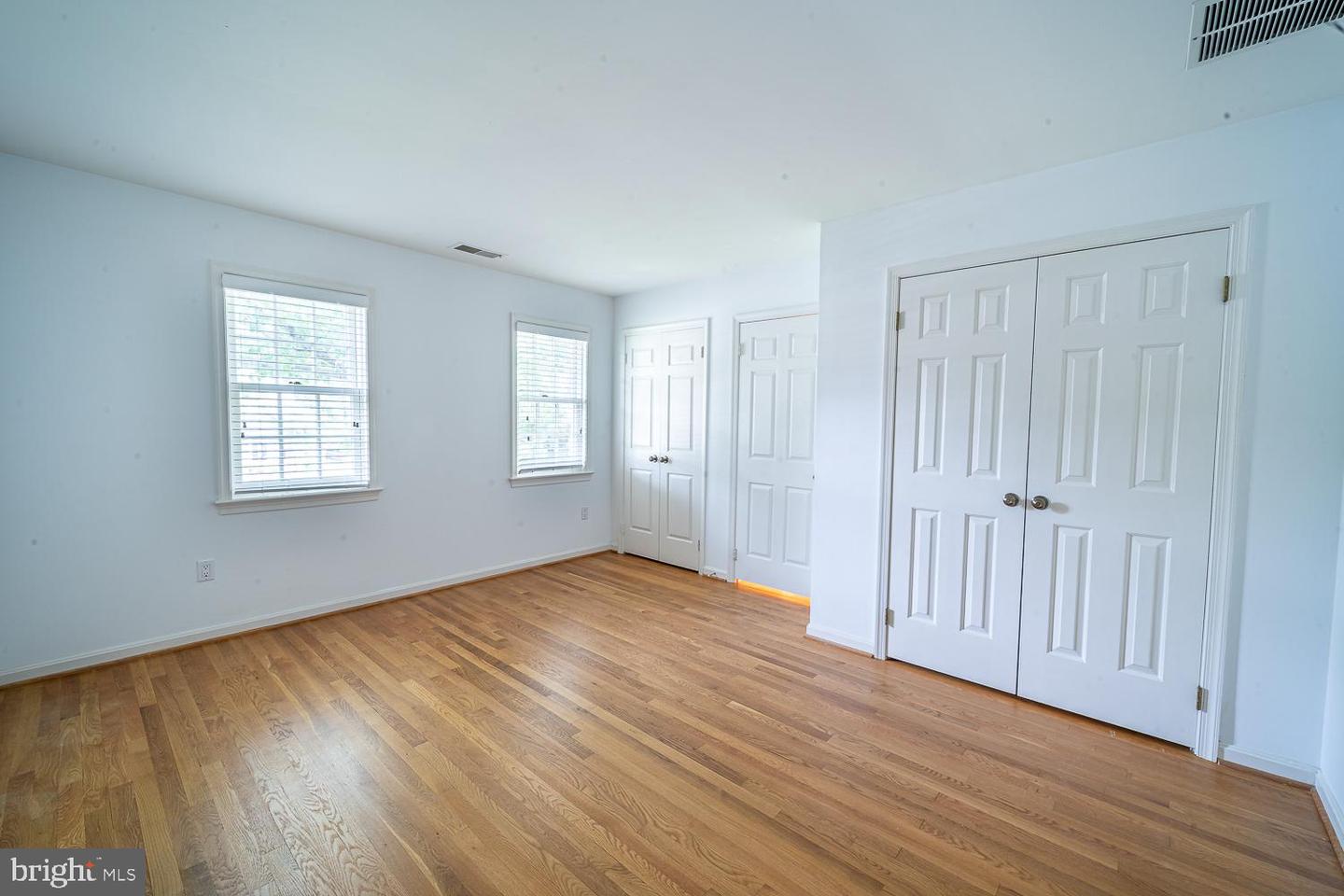 1197 WINTER HUNT RD, MCLEAN, Virginia 22102, 5 Bedrooms Bedrooms, ,4 BathroomsBathrooms,Residential,For sale,1197 WINTER HUNT RD,VAFX2250678 MLS # VAFX2250678