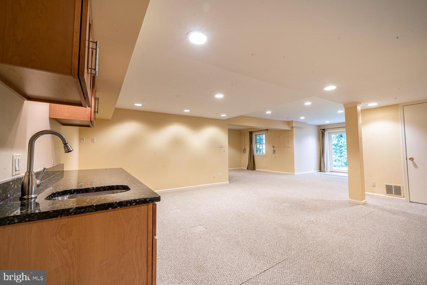 1197 WINTER HUNT RD, MCLEAN, Virginia 22102, 5 Bedrooms Bedrooms, ,4 BathroomsBathrooms,Residential,For sale,1197 WINTER HUNT RD,VAFX2250678 MLS # VAFX2250678