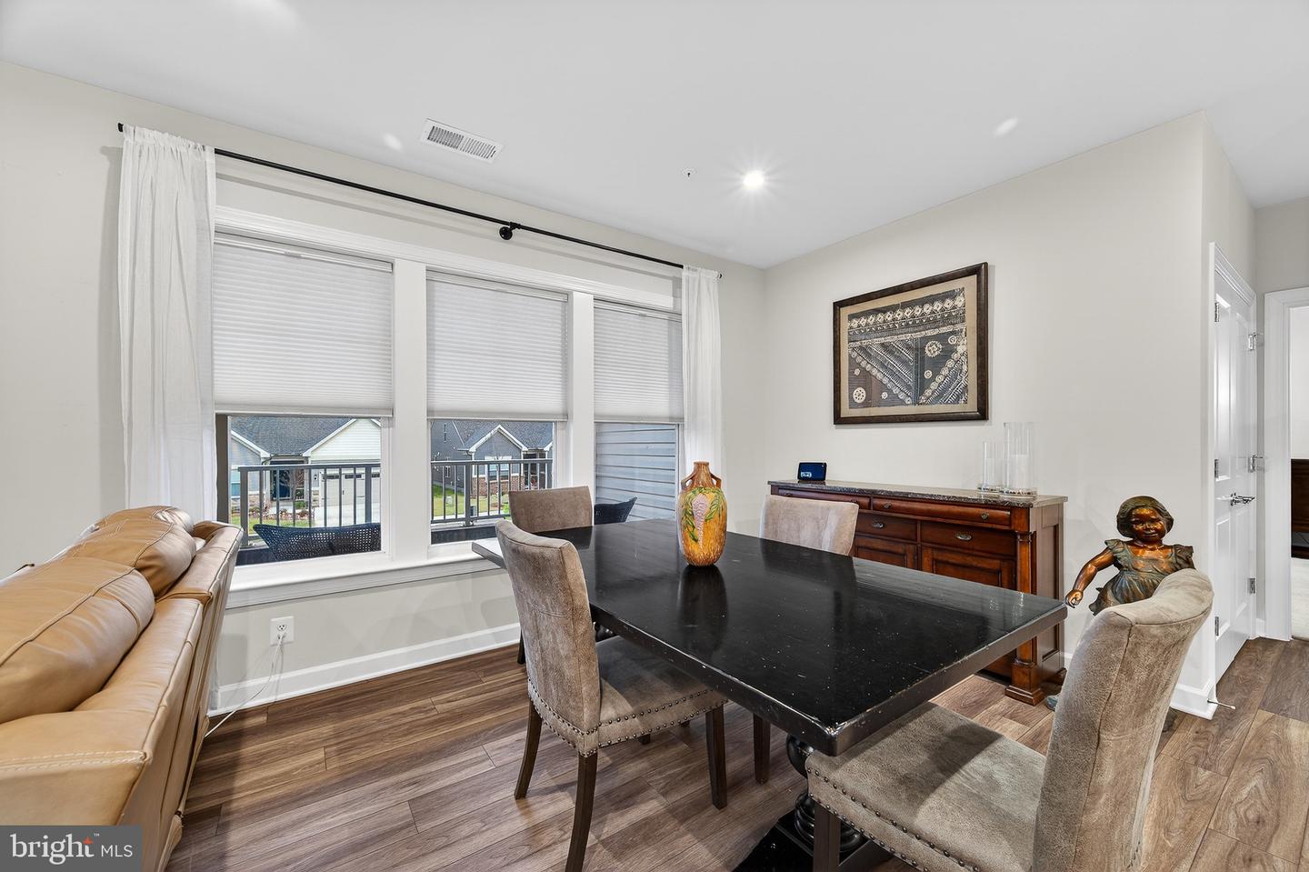 21630 HAWKSBILL HIGH CIR #204, STERLING, Virginia 20164, 2 Bedrooms Bedrooms, ,2 BathroomsBathrooms,Residential,For sale,21630 HAWKSBILL HIGH CIR #204,VALO2101016 MLS # VALO2101016