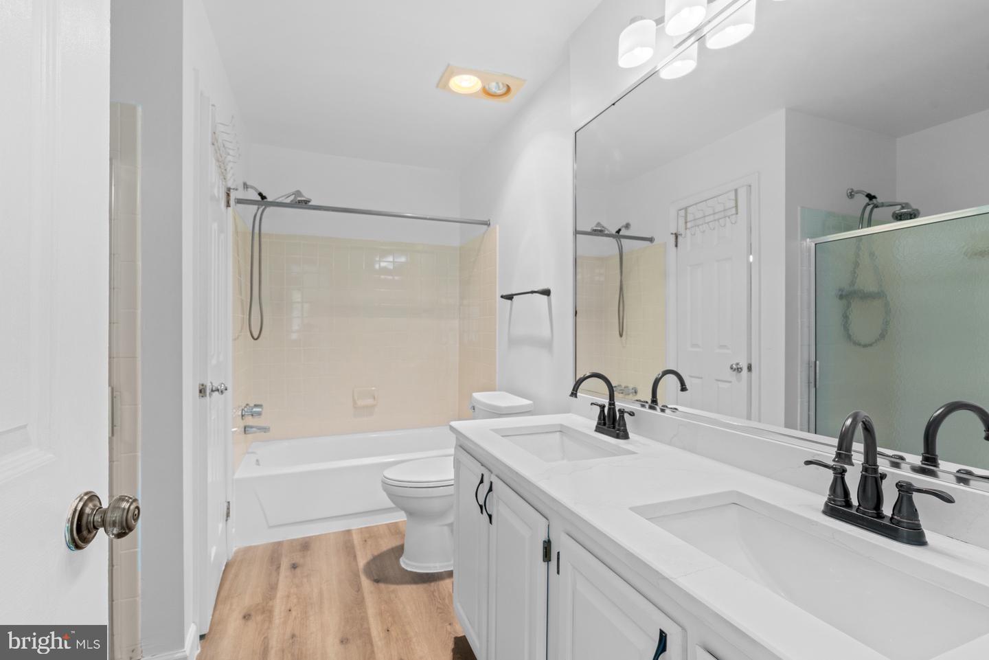 3324 BANNEKER DR NE #3324, WASHINGTON, District Of Columbia 20018, 3 Bedrooms Bedrooms, ,2 BathroomsBathrooms,Residential,For sale,3324 BANNEKER DR NE #3324,DCDC2212024 MLS # DCDC2212024