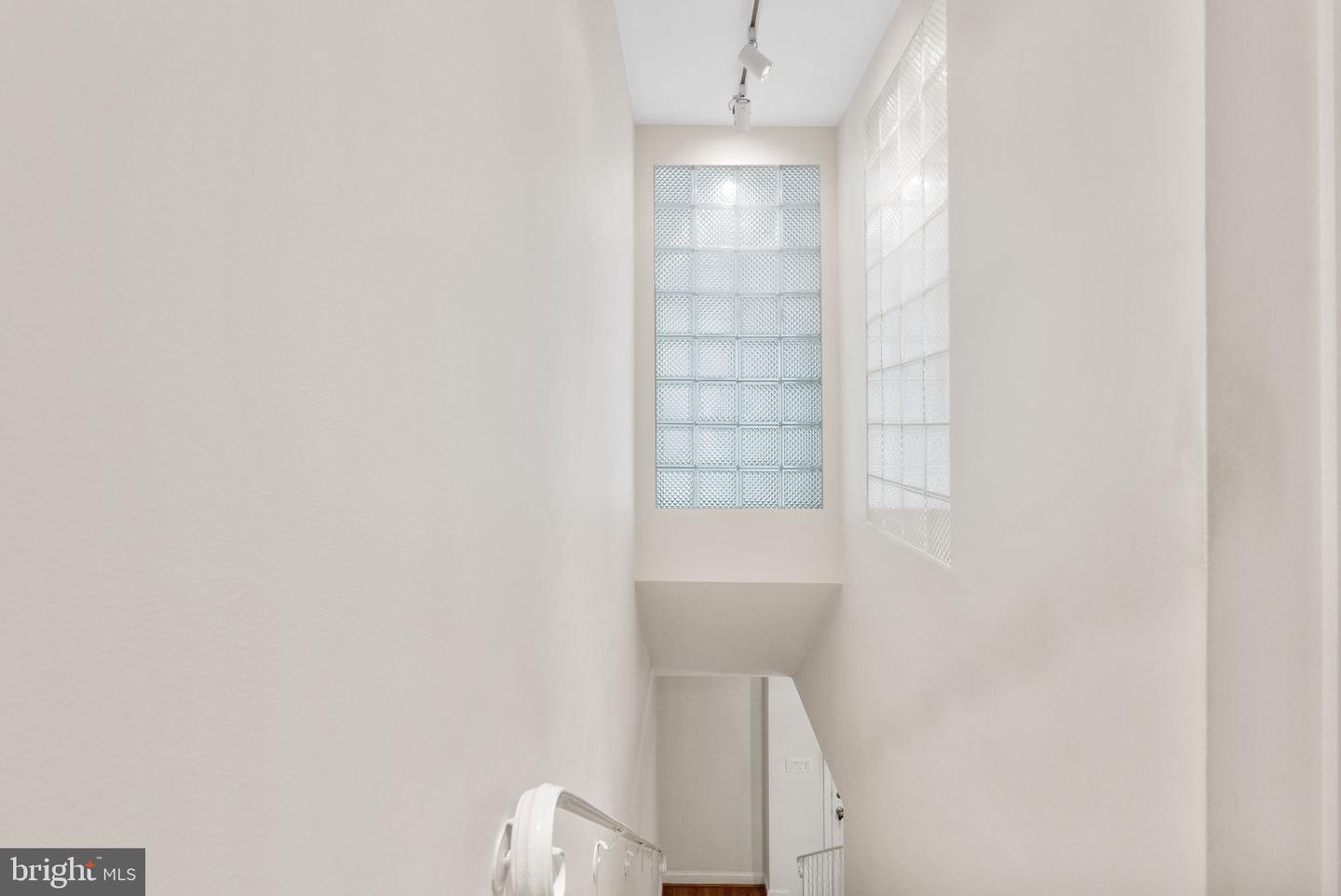 6323 BARRISTER PL, ALEXANDRIA, Virginia 22307, 4 Bedrooms Bedrooms, ,3 BathroomsBathrooms,Residential,For sale,6323 BARRISTER PL,VAFX2258872 MLS # VAFX2258872