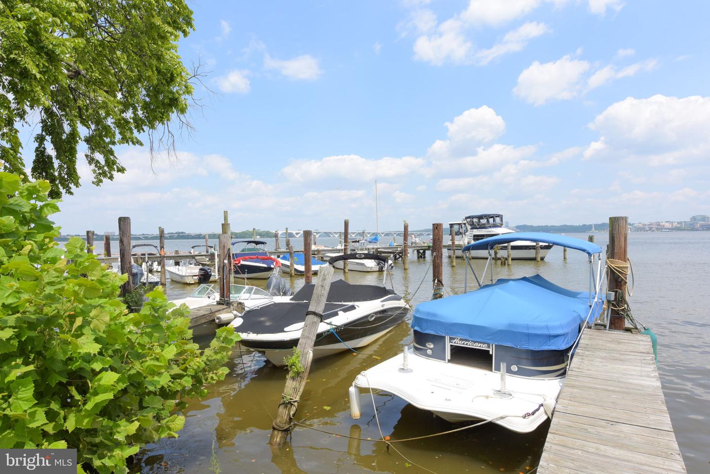 6323 BARRISTER PL, ALEXANDRIA, Virginia 22307, 4 Bedrooms Bedrooms, ,3 BathroomsBathrooms,Residential,For sale,6323 BARRISTER PL,VAFX2258872 MLS # VAFX2258872