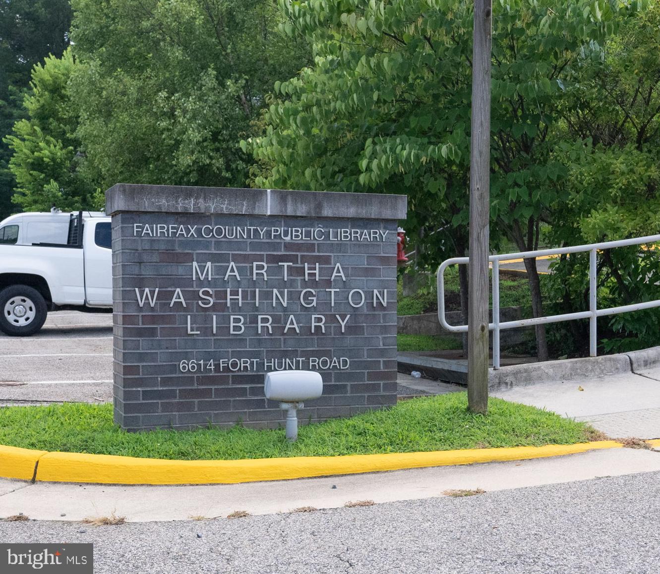 6323 BARRISTER PL, ALEXANDRIA, Virginia 22307, 4 Bedrooms Bedrooms, ,3 BathroomsBathrooms,Residential,For sale,6323 BARRISTER PL,VAFX2258872 MLS # VAFX2258872