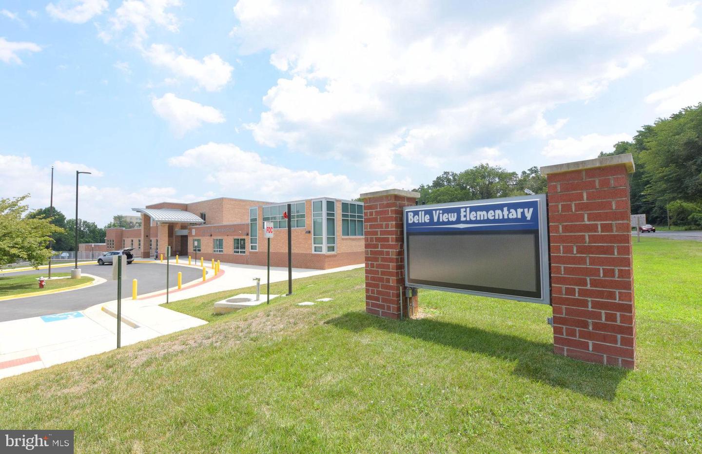 6323 BARRISTER PL, ALEXANDRIA, Virginia 22307, 4 Bedrooms Bedrooms, ,3 BathroomsBathrooms,Residential,For sale,6323 BARRISTER PL,VAFX2258872 MLS # VAFX2258872