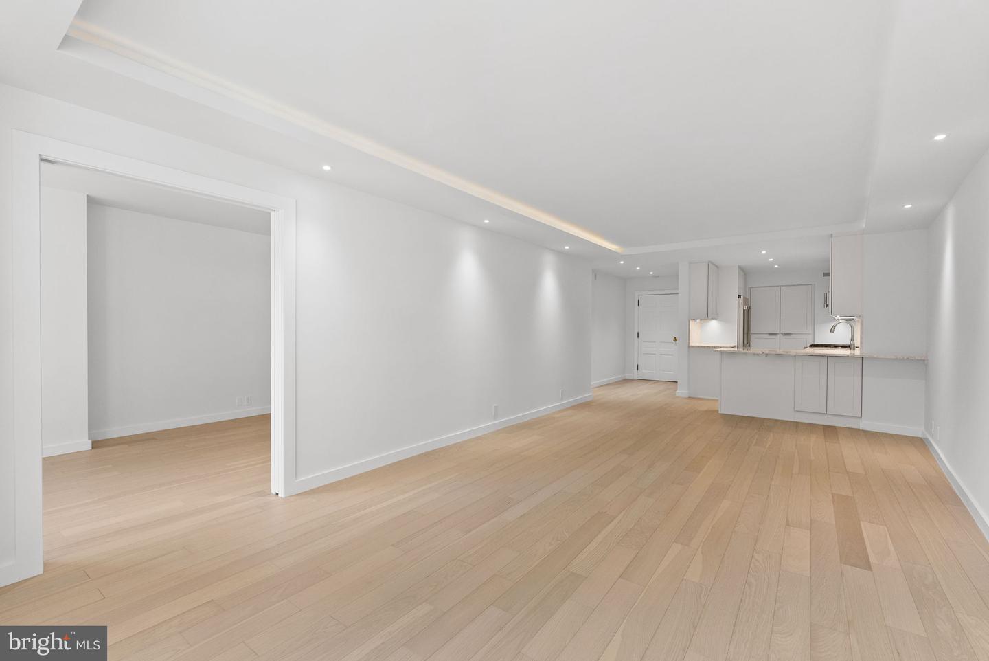 700 NEW HAMPSHIRE AVE NW #303, WASHINGTON, District Of Columbia 20037, 2 Bedrooms Bedrooms, ,2 BathroomsBathrooms,Residential,For sale,700 NEW HAMPSHIRE AVE NW #303,DCDC2214888 MLS # DCDC2214888