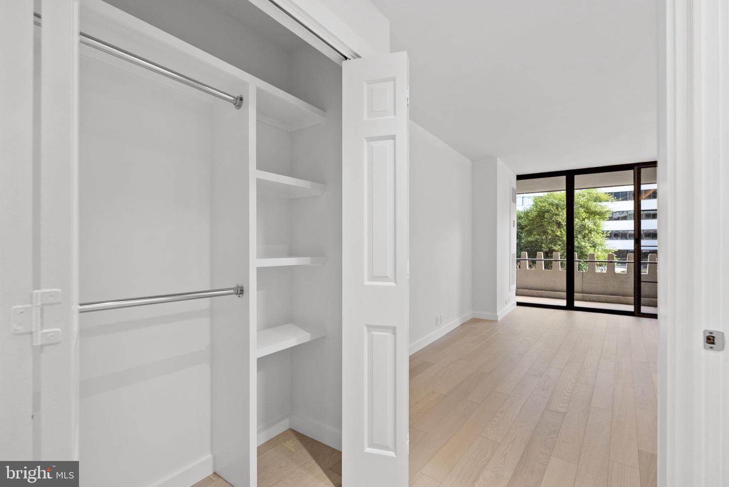 700 NEW HAMPSHIRE AVE NW #303, WASHINGTON, District Of Columbia 20037, 2 Bedrooms Bedrooms, ,2 BathroomsBathrooms,Residential,For sale,700 NEW HAMPSHIRE AVE NW #303,DCDC2214888 MLS # DCDC2214888