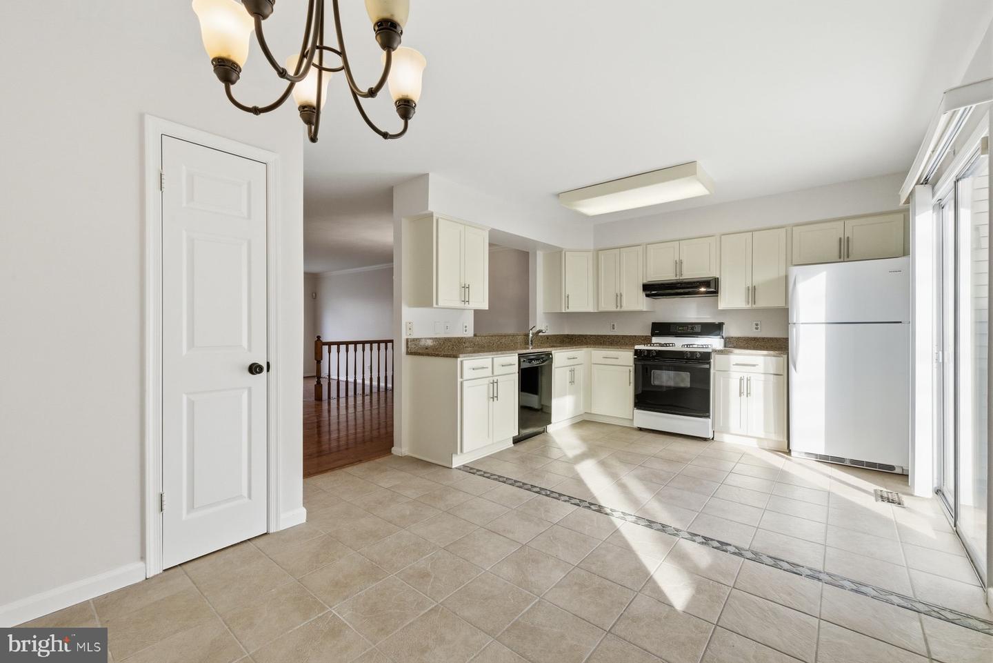 5321 BUXTON CT, ALEXANDRIA, Virginia 22315, 3 Bedrooms Bedrooms, ,3 BathroomsBathrooms,Residential,For sale,5321 BUXTON CT,VAFX2261930 MLS # VAFX2261930