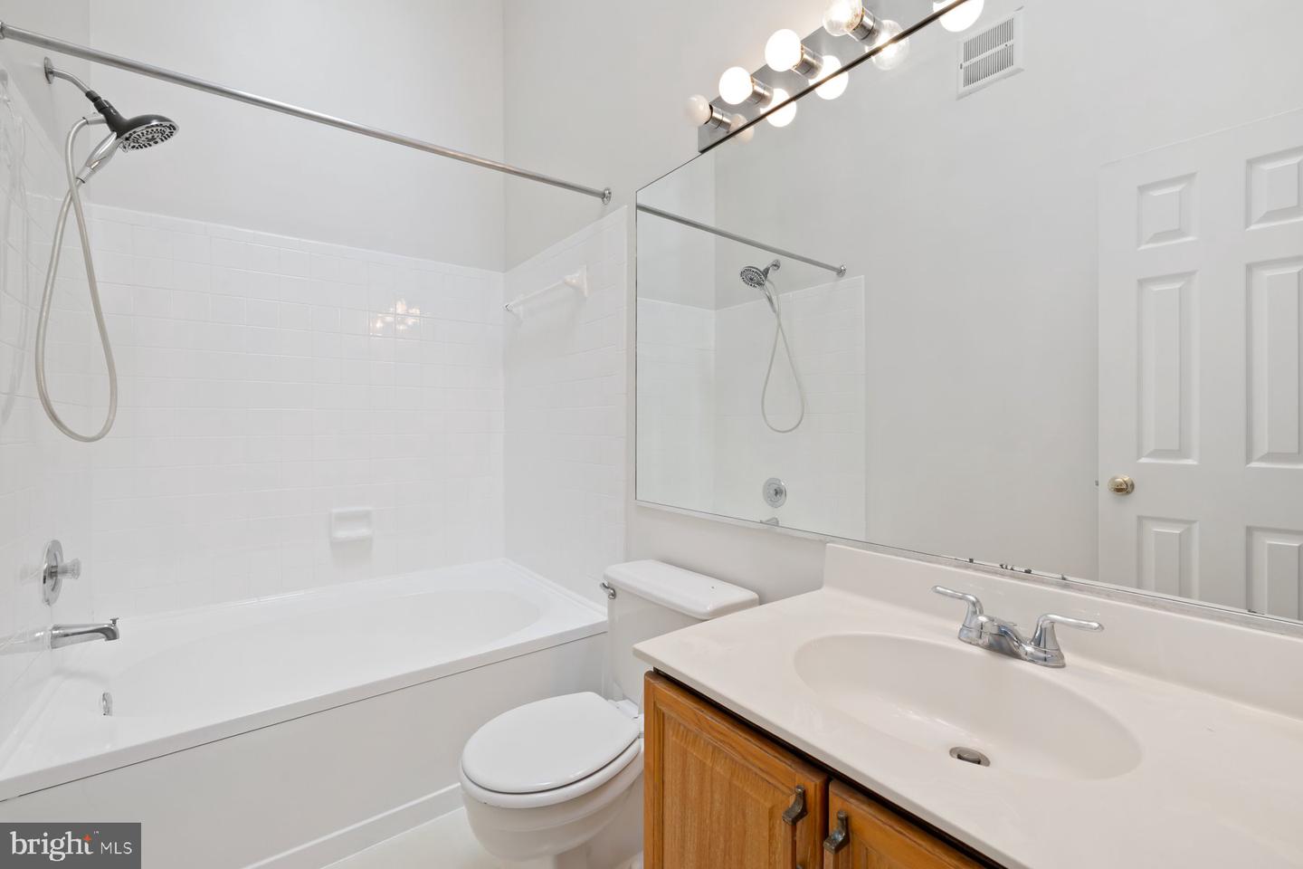 5321 BUXTON CT, ALEXANDRIA, Virginia 22315, 3 Bedrooms Bedrooms, ,3 BathroomsBathrooms,Residential,For sale,5321 BUXTON CT,VAFX2261930 MLS # VAFX2261930