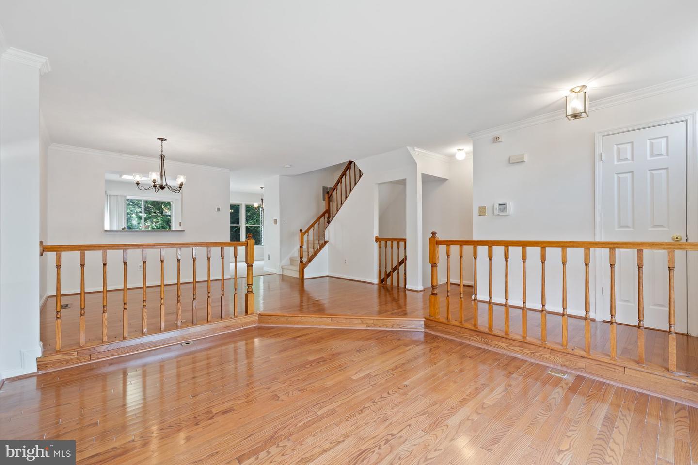 5321 BUXTON CT, ALEXANDRIA, Virginia 22315, 3 Bedrooms Bedrooms, ,3 BathroomsBathrooms,Residential,For sale,5321 BUXTON CT,VAFX2261930 MLS # VAFX2261930