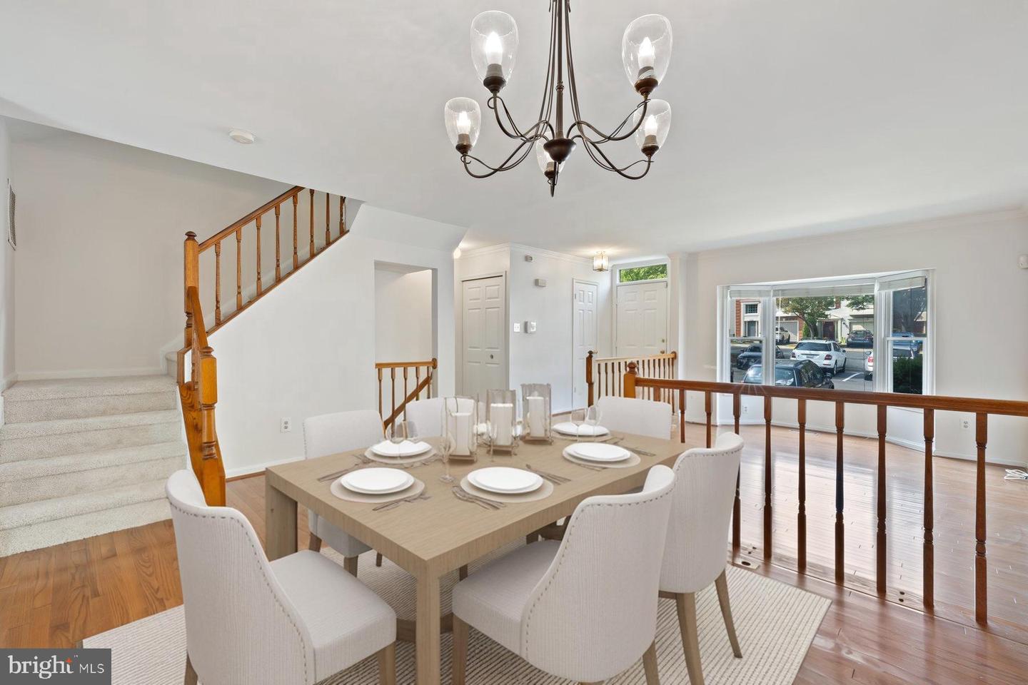 5321 BUXTON CT, ALEXANDRIA, Virginia 22315, 3 Bedrooms Bedrooms, ,3 BathroomsBathrooms,Residential,For sale,5321 BUXTON CT,VAFX2261930 MLS # VAFX2261930