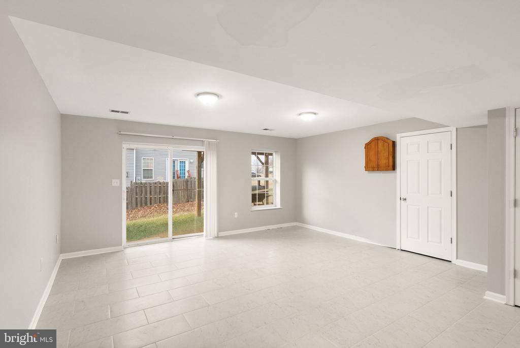 1926 SUNFLOWER DR, CULPEPER, Virginia 22701, 4 Bedrooms Bedrooms, ,3 BathroomsBathrooms,Residential,1926 SUNFLOWER DR,VACU2012438 MLS # VACU2012438