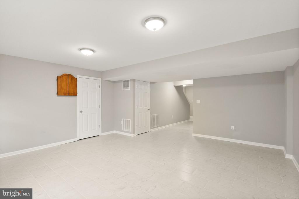 1926 SUNFLOWER DR, CULPEPER, Virginia 22701, 4 Bedrooms Bedrooms, ,3 BathroomsBathrooms,Residential,1926 SUNFLOWER DR,VACU2012438 MLS # VACU2012438