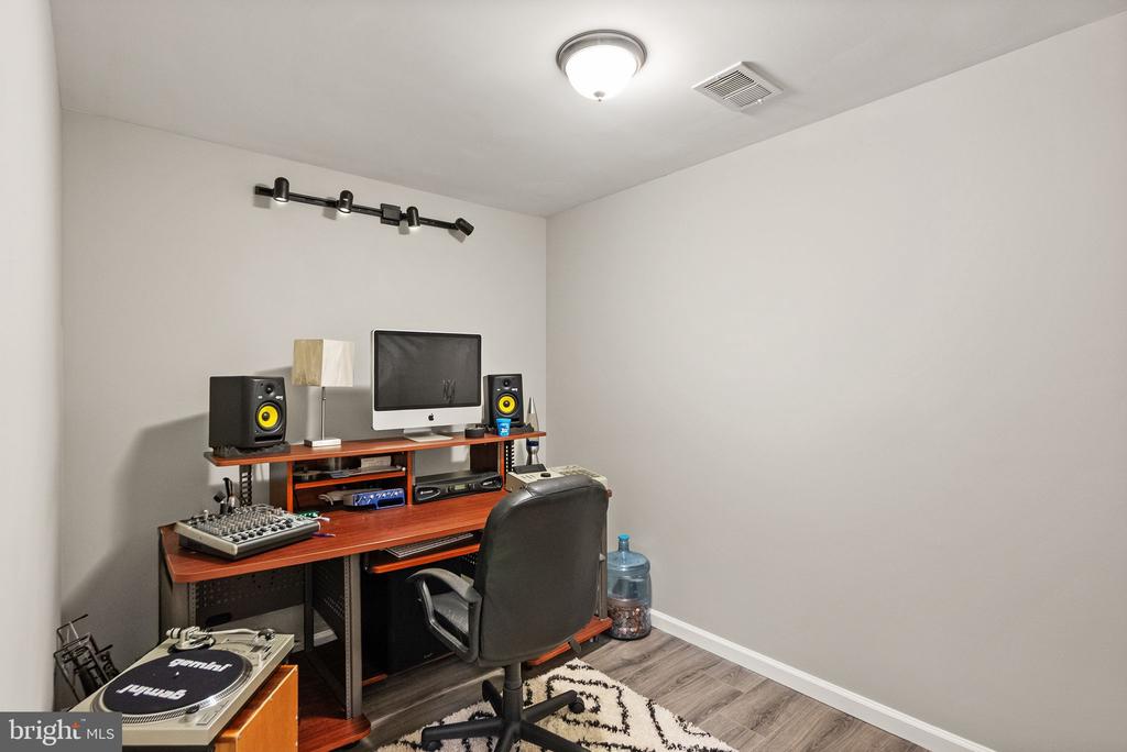 1926 SUNFLOWER DR, CULPEPER, Virginia 22701, 4 Bedrooms Bedrooms, ,3 BathroomsBathrooms,Residential,1926 SUNFLOWER DR,VACU2012438 MLS # VACU2012438