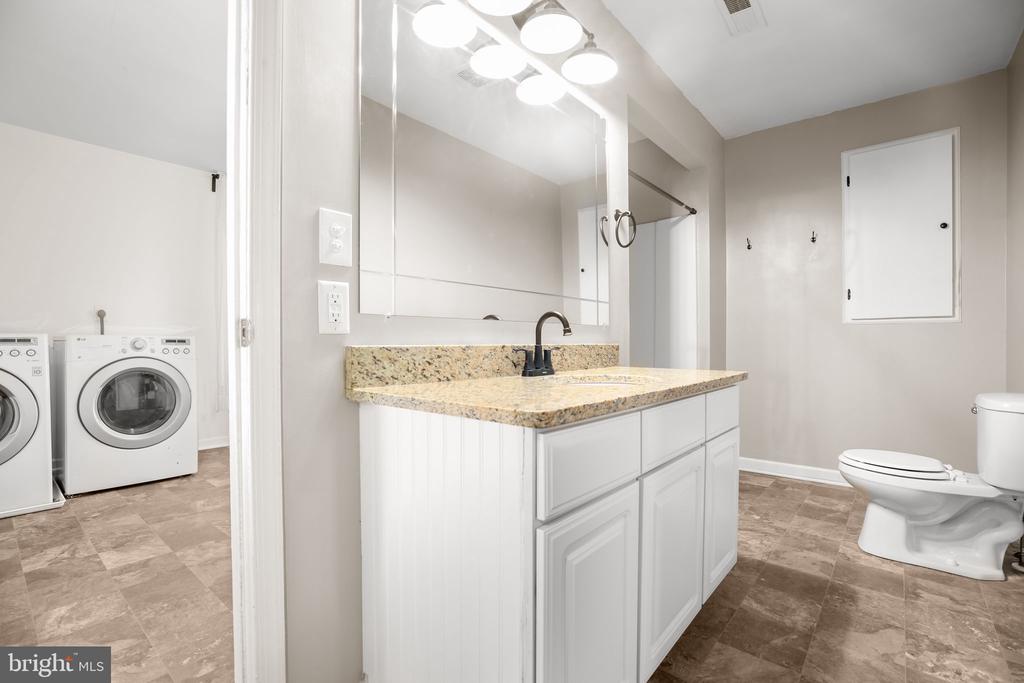 11908 KENNEDY LN, FREDERICKSBURG, Virginia 22407, 5 Bedrooms Bedrooms, ,3 BathroomsBathrooms,Residential,11908 KENNEDY LN,VASP2038754 MLS # VASP2038754