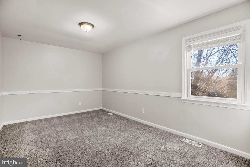 11908 KENNEDY LN, FREDERICKSBURG, Virginia 22407, 5 Bedrooms Bedrooms, ,3 BathroomsBathrooms,Residential,11908 KENNEDY LN,VASP2038754 MLS # VASP2038754