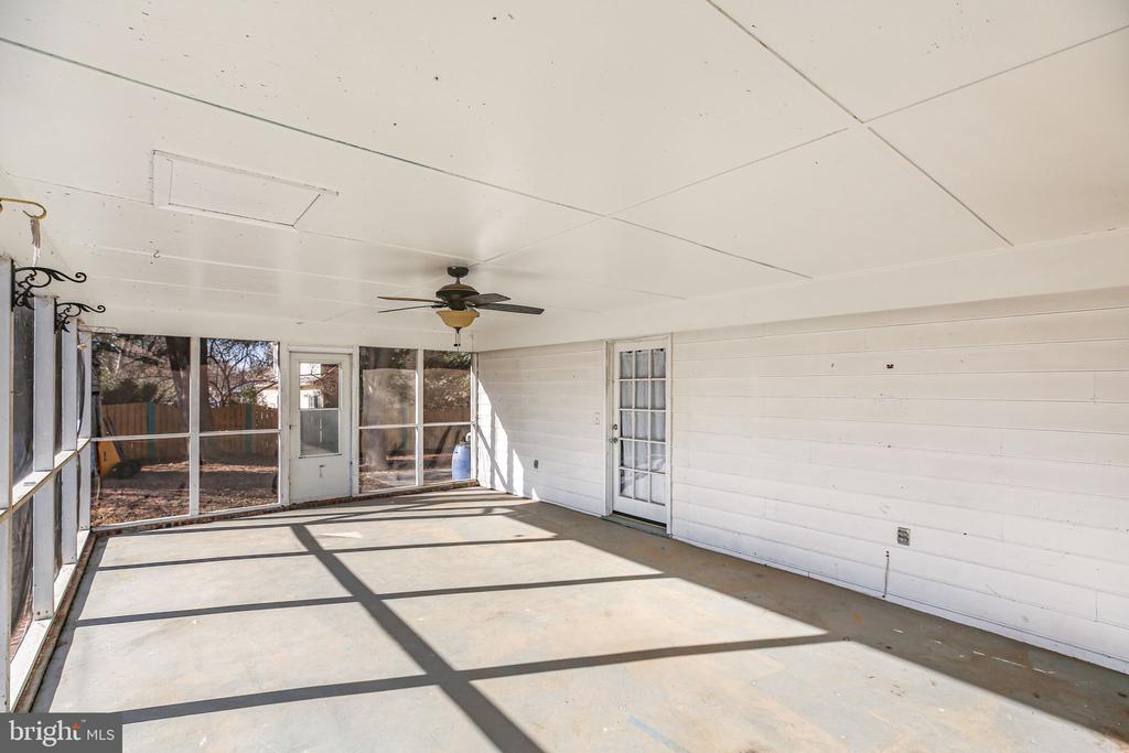 11908 KENNEDY LN, FREDERICKSBURG, Virginia 22407, 5 Bedrooms Bedrooms, ,3 BathroomsBathrooms,Residential,11908 KENNEDY LN,VASP2038754 MLS # VASP2038754