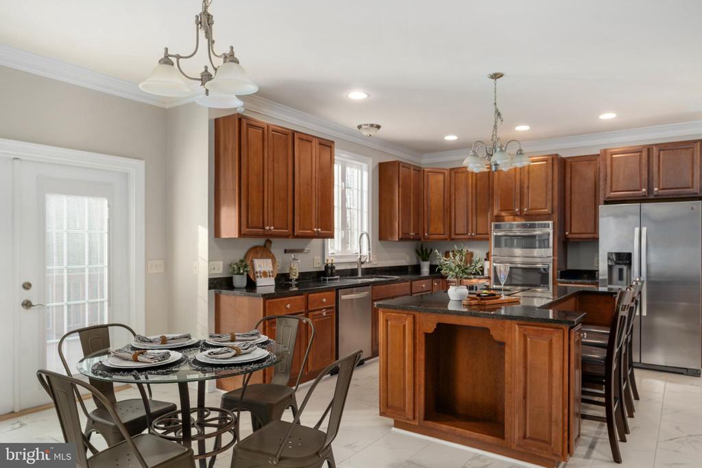 9020 ELLIS LN, SPOTSYLVANIA, Virginia 22553, 5 Bedrooms Bedrooms, ,3 BathroomsBathrooms,Residential,9020 ELLIS LN,VASP2038814 MLS # VASP2038814