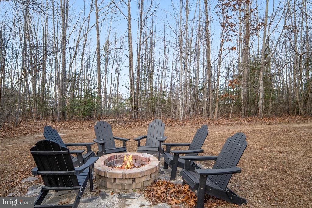 9020 ELLIS LN, SPOTSYLVANIA, Virginia 22553, 5 Bedrooms Bedrooms, ,3 BathroomsBathrooms,Residential,9020 ELLIS LN,VASP2038814 MLS # VASP2038814