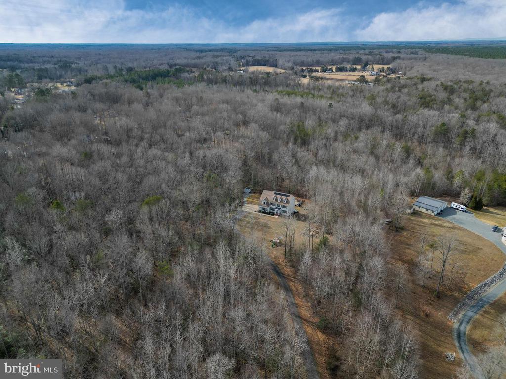 9020 ELLIS LN, SPOTSYLVANIA, Virginia 22553, 5 Bedrooms Bedrooms, ,3 BathroomsBathrooms,Residential,9020 ELLIS LN,VASP2038814 MLS # VASP2038814