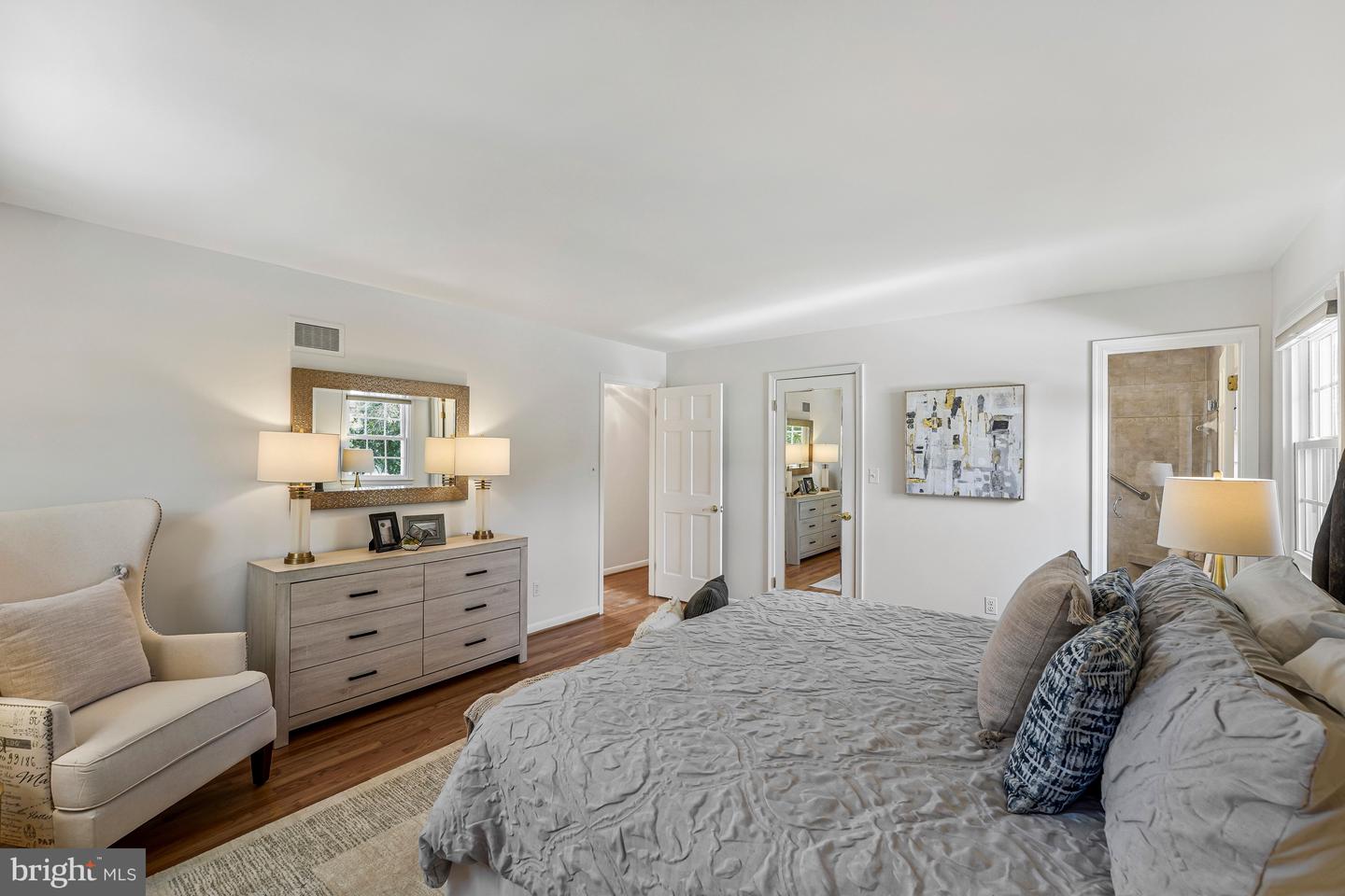 7802 BIRNAM WOOD DR, MCLEAN, Virginia 22102, 4 Bedrooms Bedrooms, ,3 BathroomsBathrooms,Residential,For sale,7802 BIRNAM WOOD DR,VAFX2277924 MLS # VAFX2277924