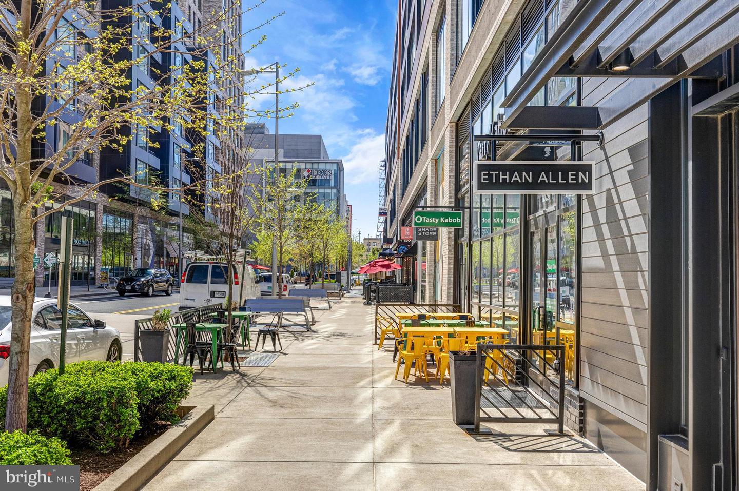 7802 BIRNAM WOOD DR, MCLEAN, Virginia 22102, 4 Bedrooms Bedrooms, ,3 BathroomsBathrooms,Residential,For sale,7802 BIRNAM WOOD DR,VAFX2277924 MLS # VAFX2277924