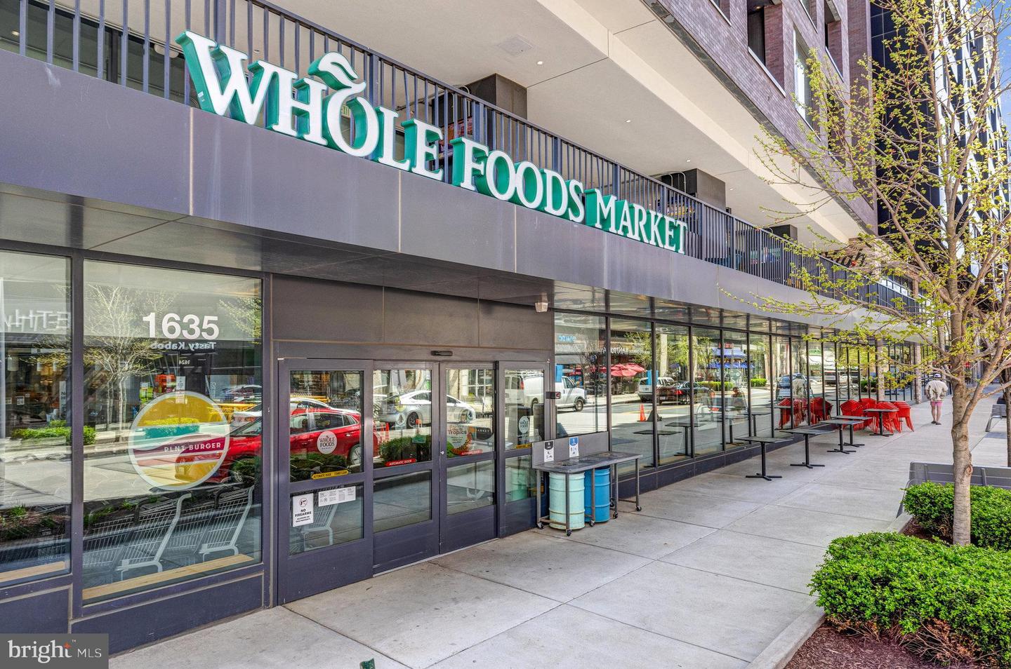 7802 BIRNAM WOOD DR, MCLEAN, Virginia 22102, 4 Bedrooms Bedrooms, ,3 BathroomsBathrooms,Residential,For sale,7802 BIRNAM WOOD DR,VAFX2277924 MLS # VAFX2277924