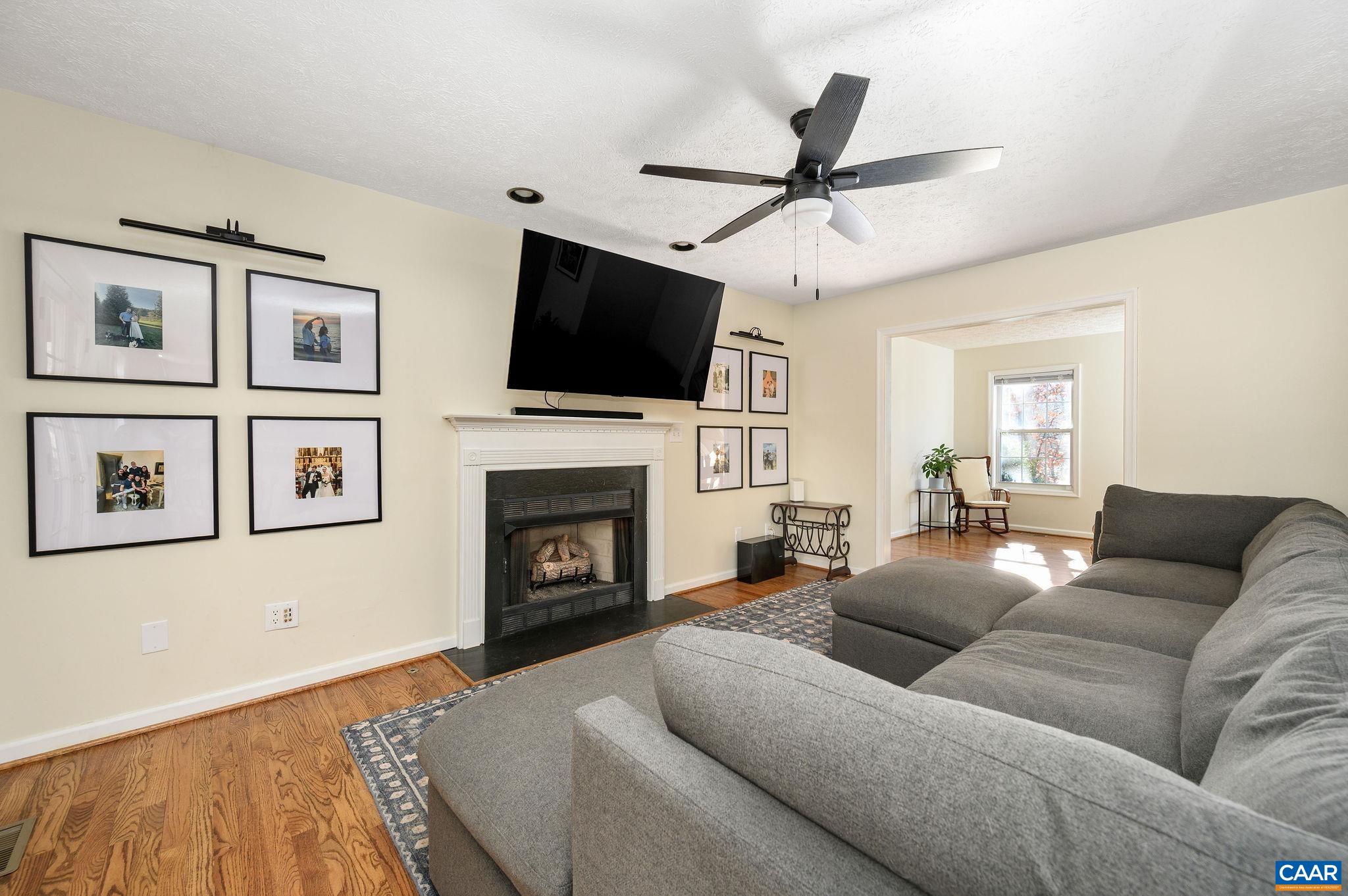 14 WOODLAWN DR, PALMYRA, Virginia 22963, 4 Bedrooms Bedrooms, ,2 BathroomsBathrooms,Residential,14 WOODLAWN DR,672745 MLS # 672745