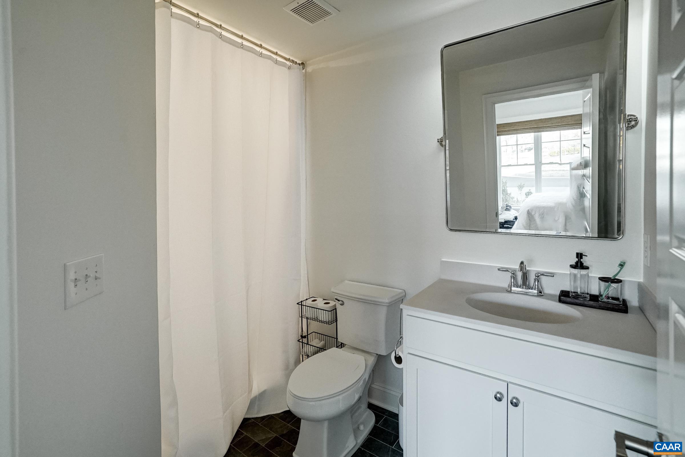 Full bathroom in ground floor bathroom.